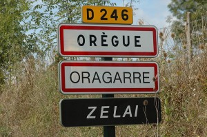 800px-Orègue_Panneau